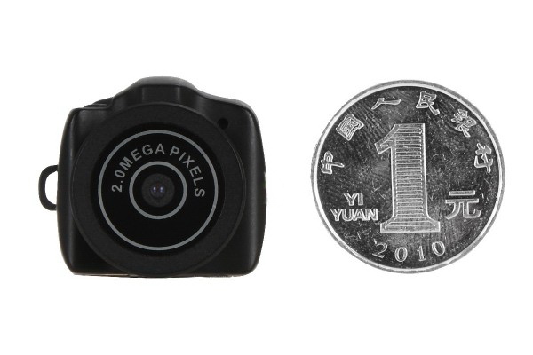 Miniatiūrinė šnipinėjimo kamera I95